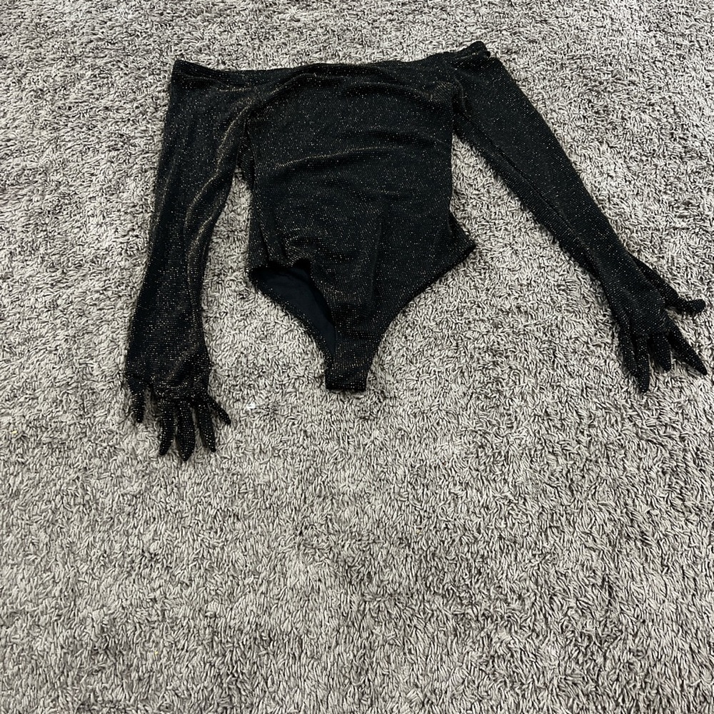 Fashion nova Belle of the ball bodysuit black/gold size medium